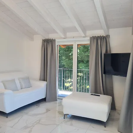 Riva Del Lario Appartement Colico